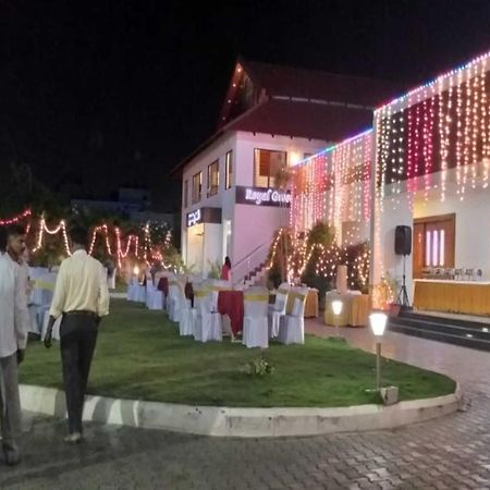 Hotel Kalyani Mysuru Zewnętrze zdjęcie
