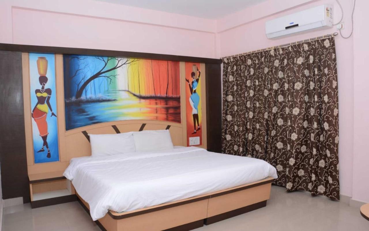 Hotel Kalyani Mysuru Zewnętrze zdjęcie