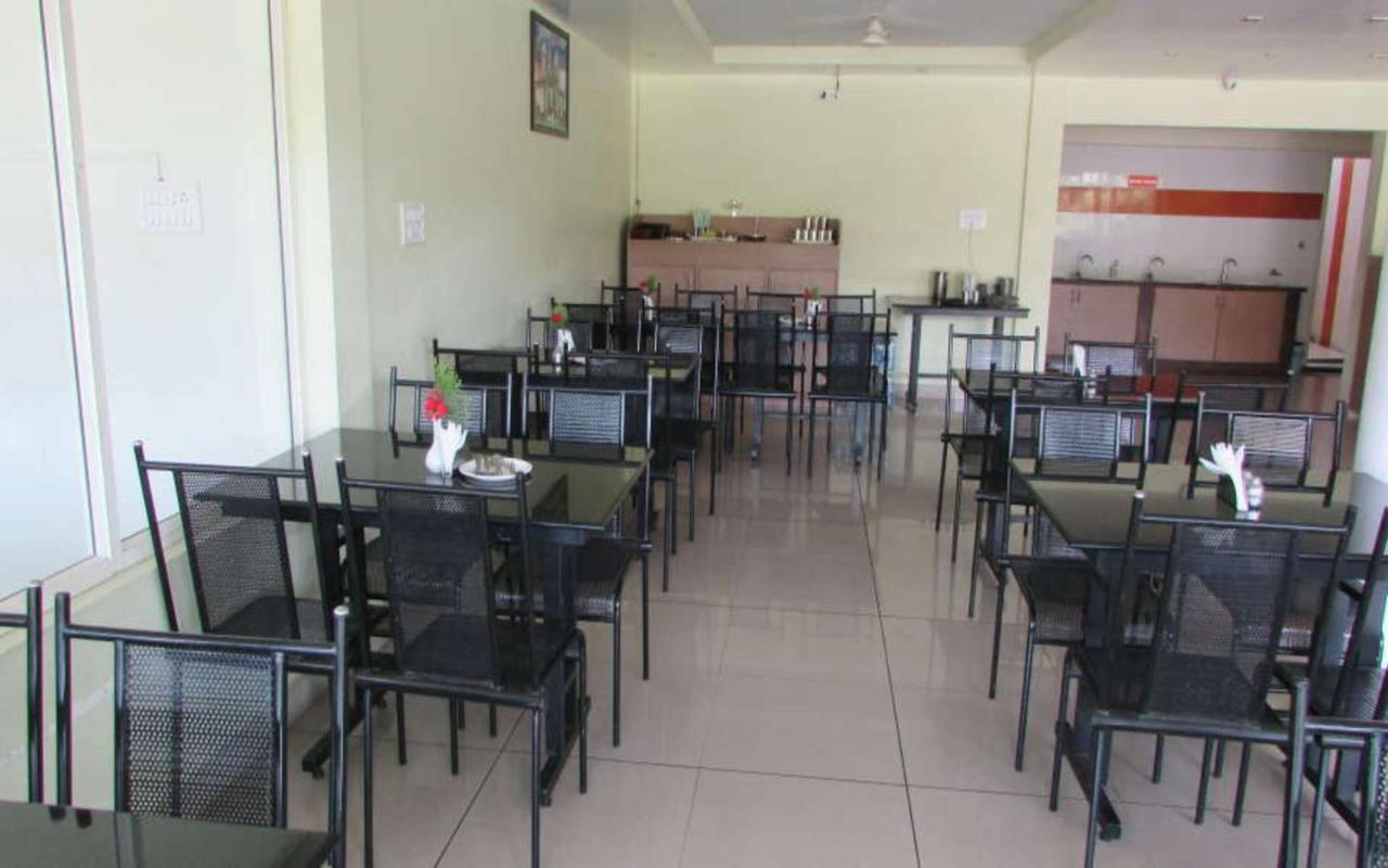 Hotel Kalyani Mysuru Zewnętrze zdjęcie